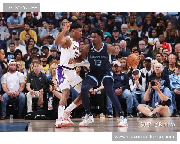 湖人核心状态回暖连续胜利引关注联盟季后赛格局生变